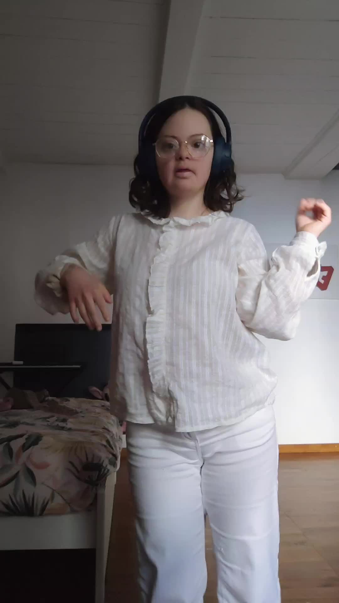 @Éloïse sarrazin