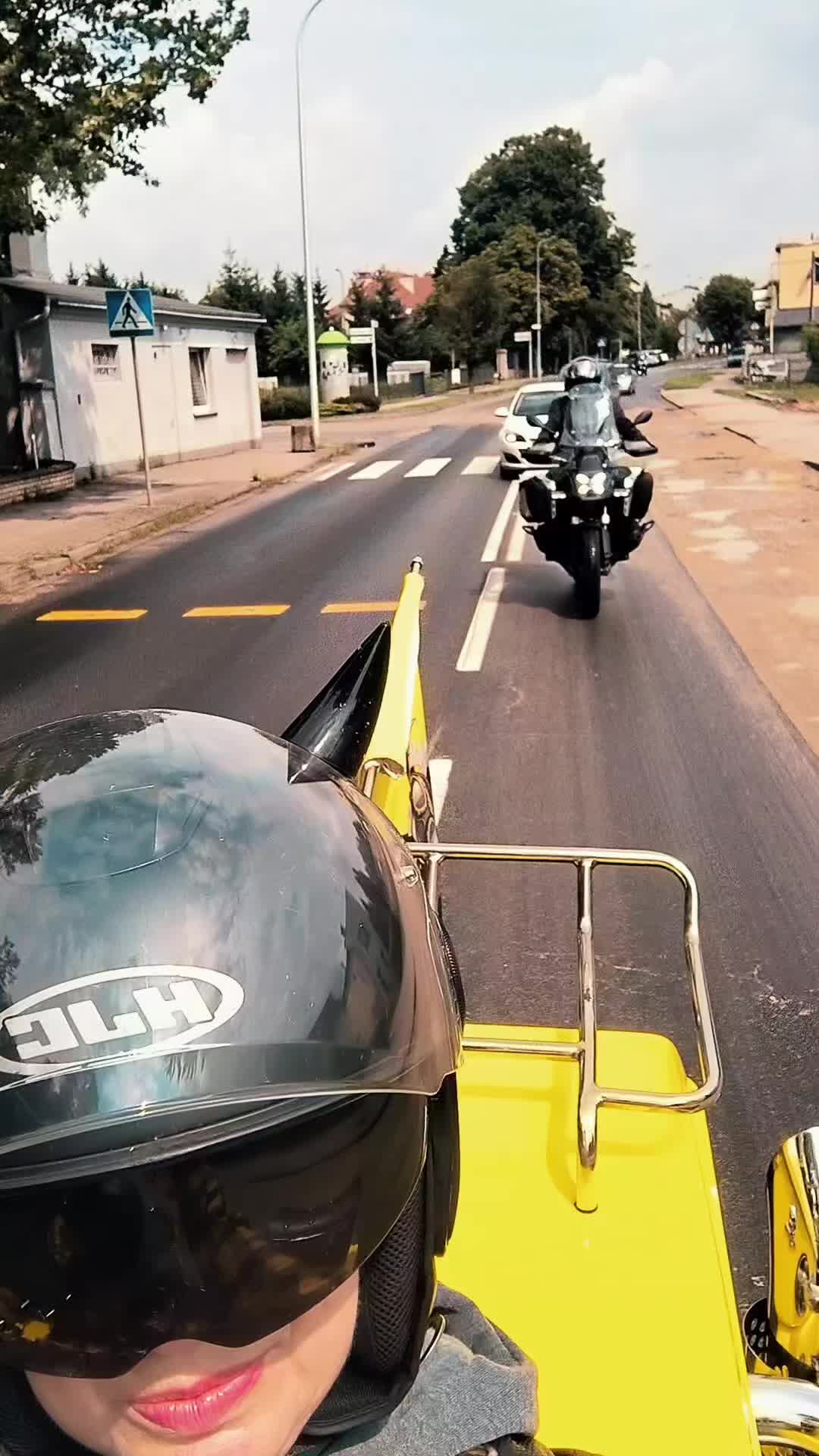 @M .jak .Moto