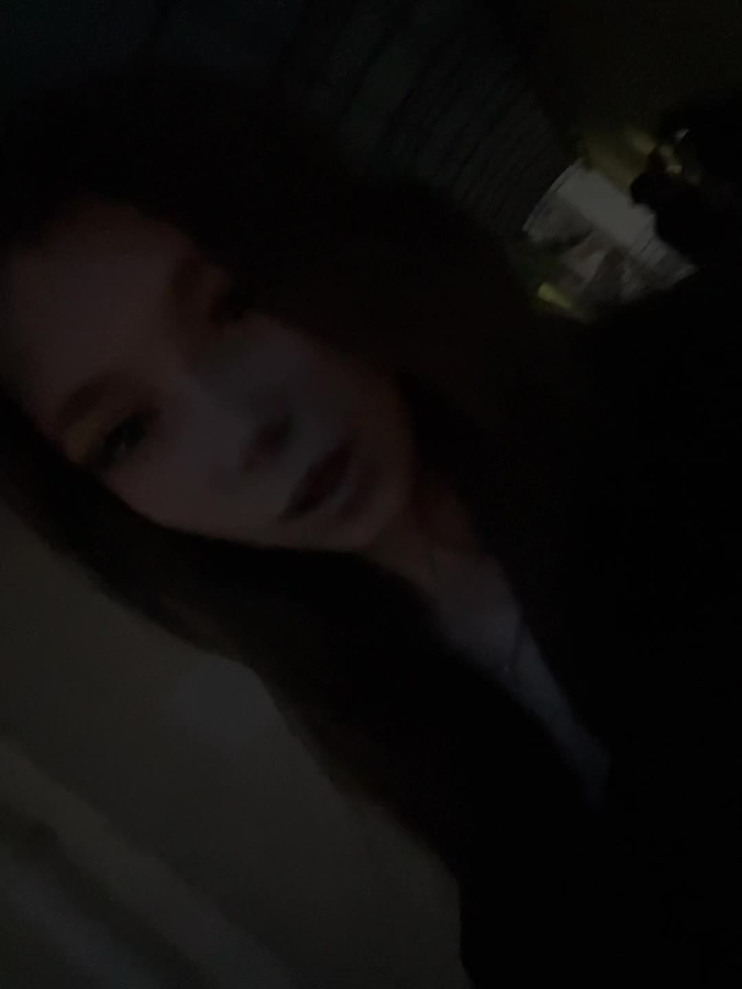 @Lika_2402