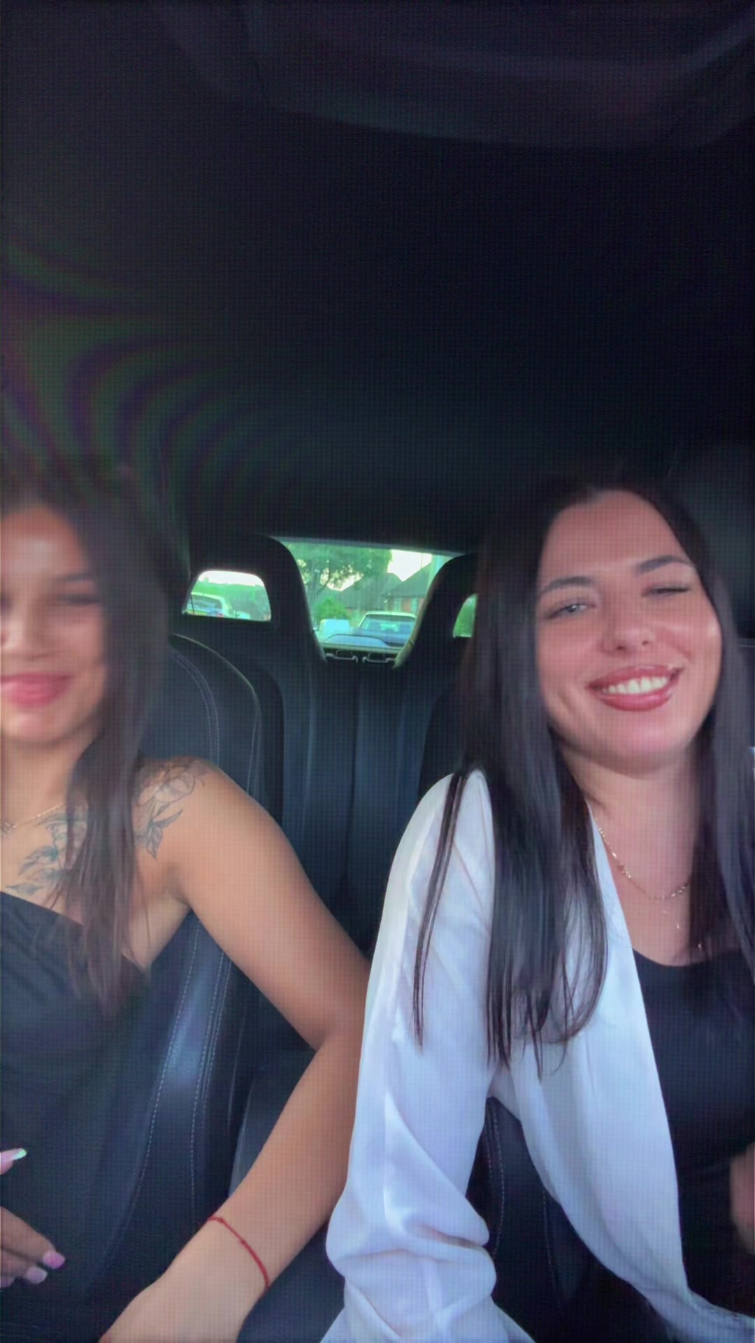 @livelaughlove