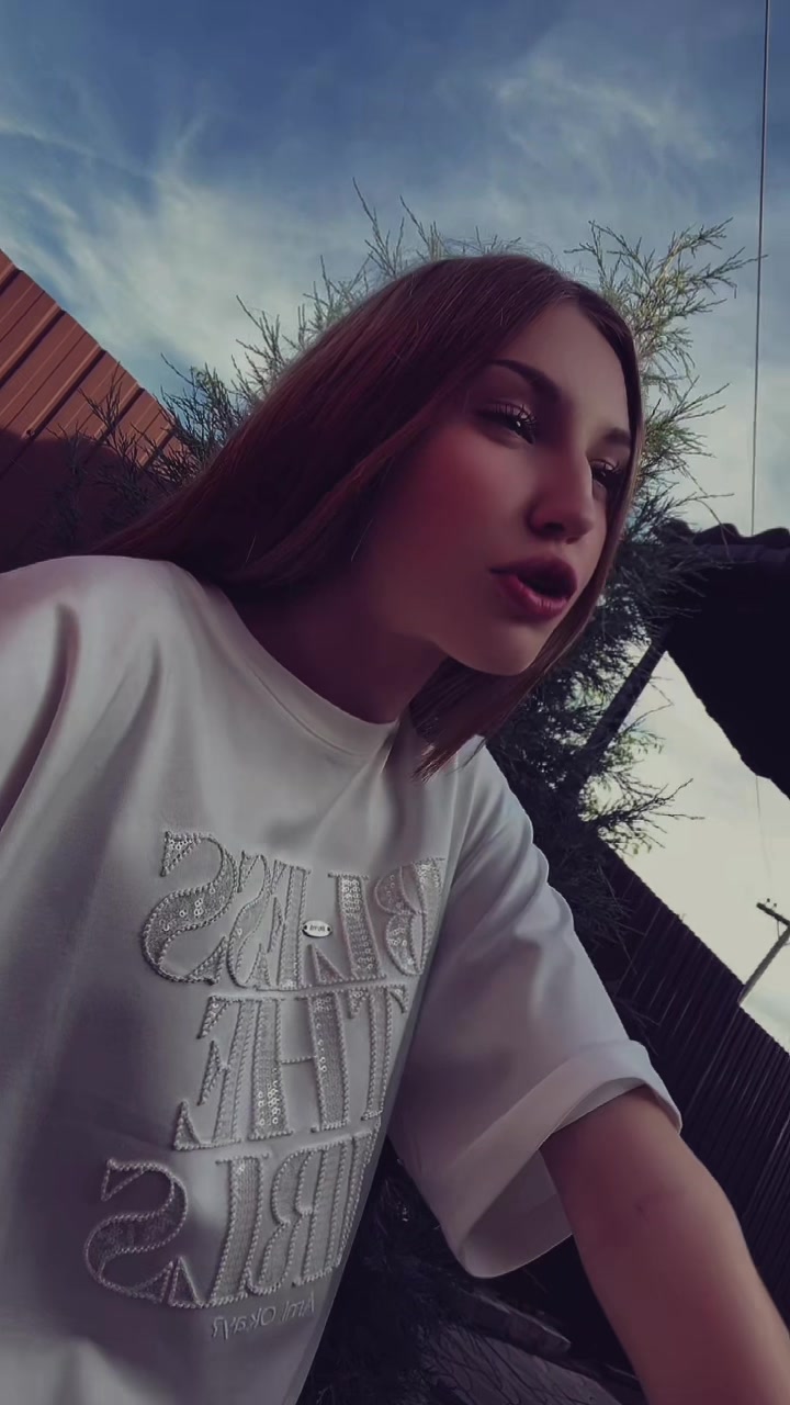 @Мел