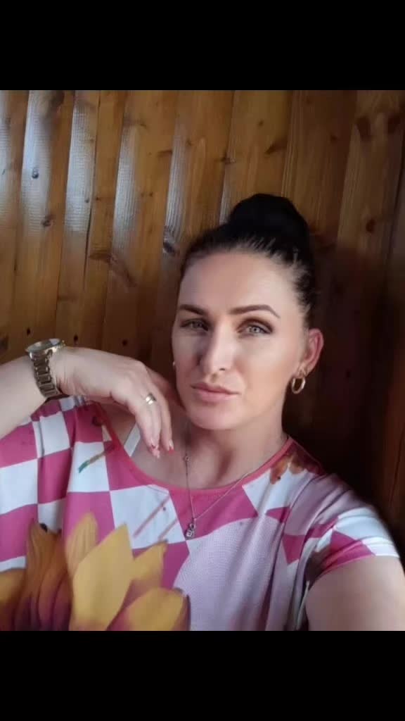 @Georgiana❤️G 🧡