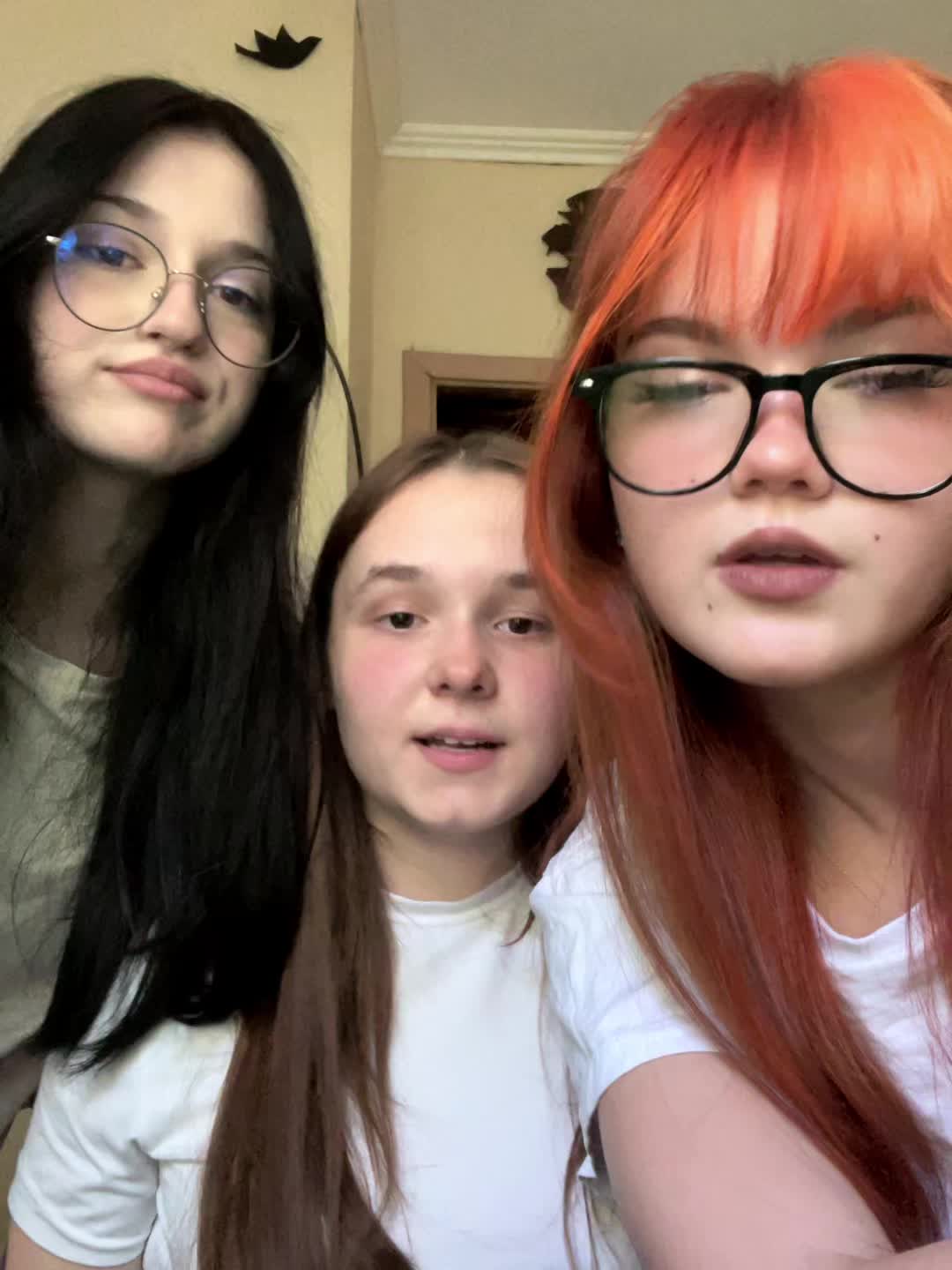 @𝒍𝒆𝒏𝒆𝒍