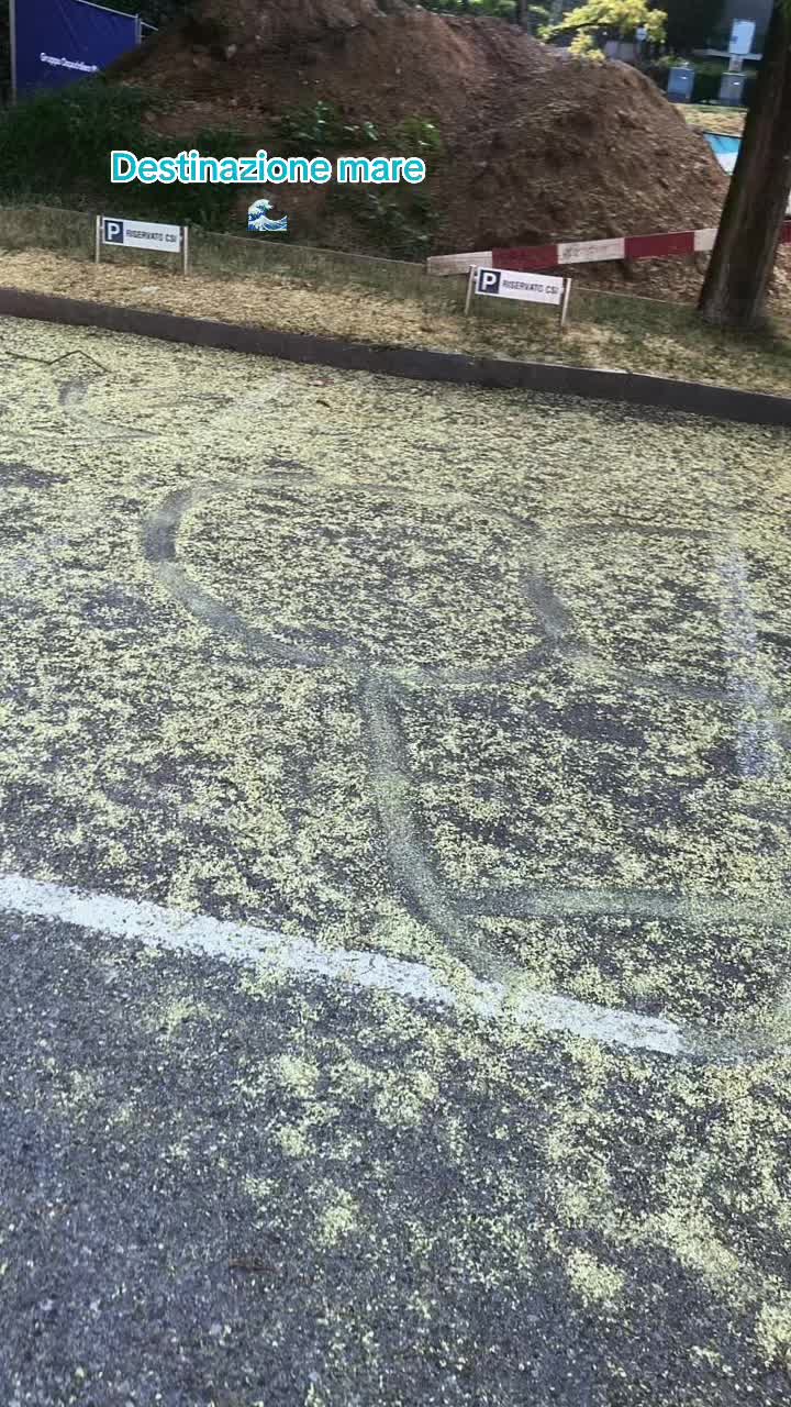 @𖤐