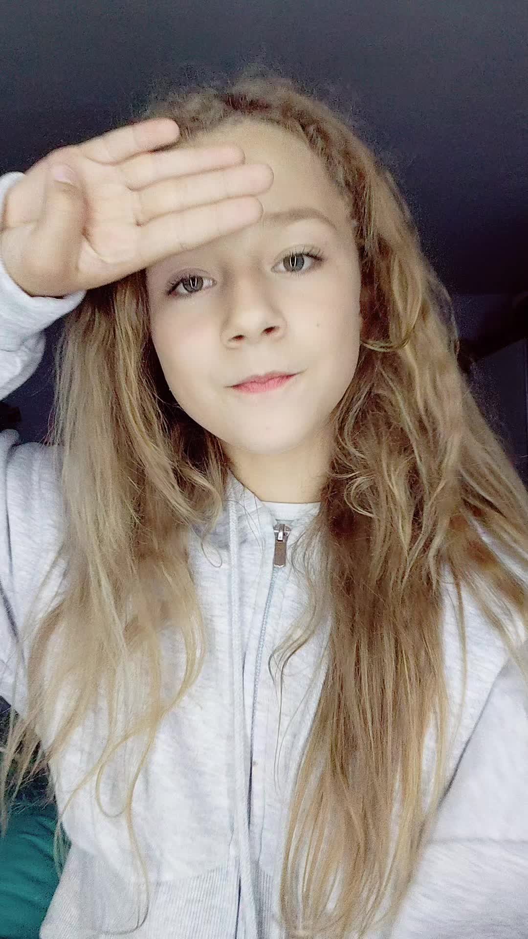 @zoeyzo