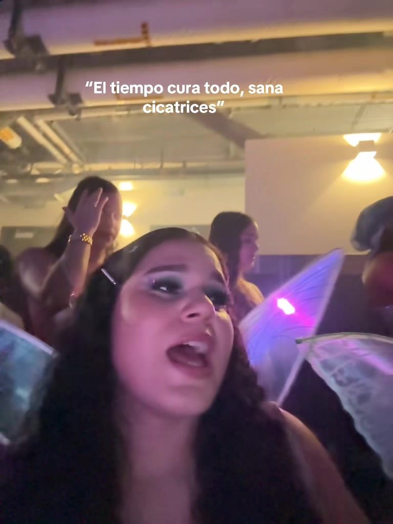 @Karina Sanchez👑