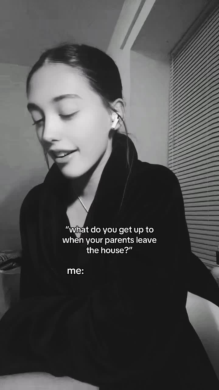 @ruby-elizabeth🪭🖤✨
