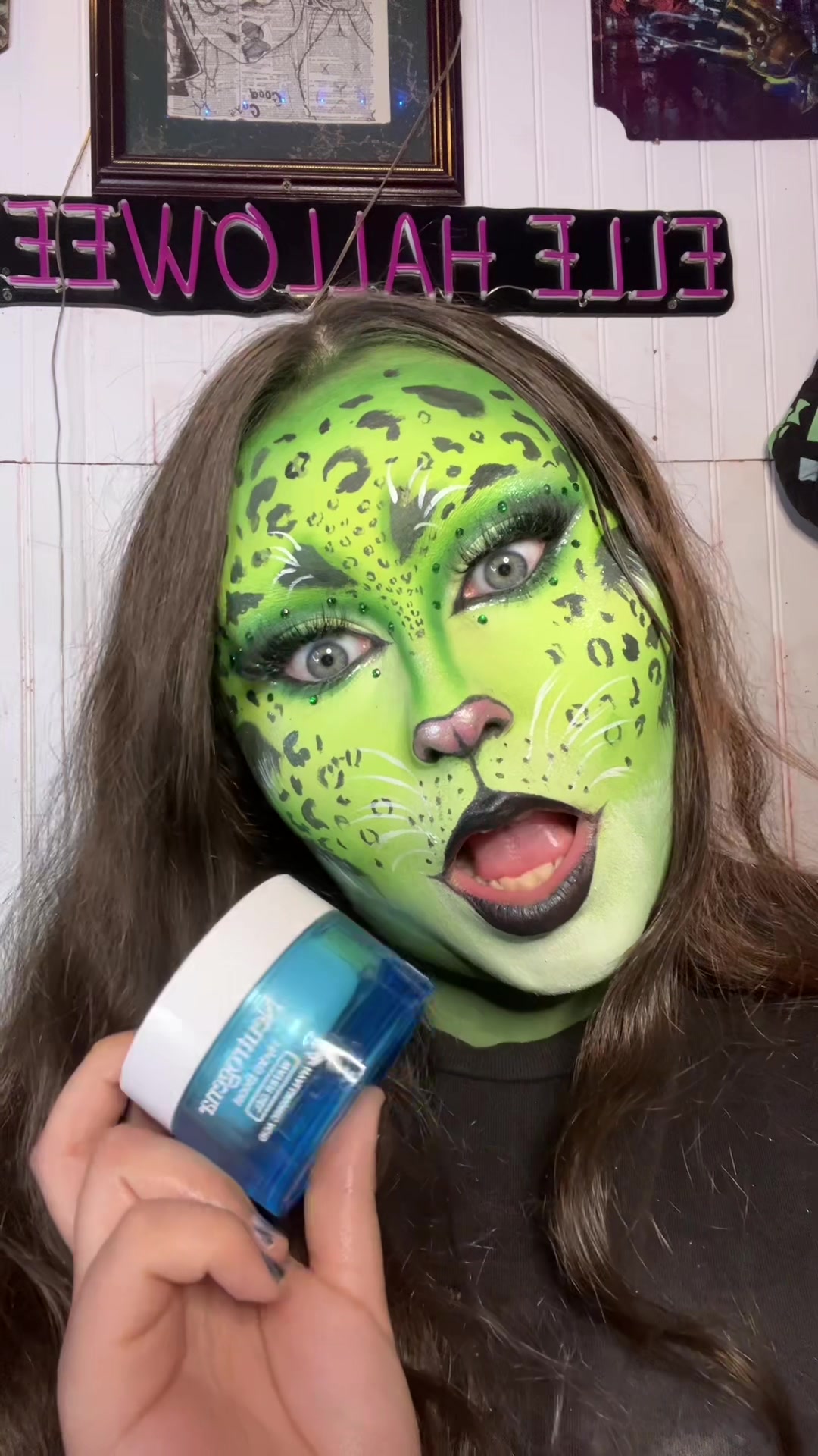 @Ellehalloween