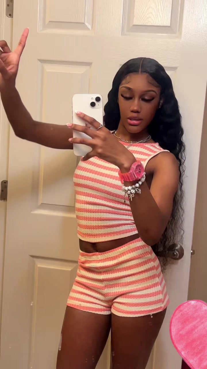 @dabiggest_toots