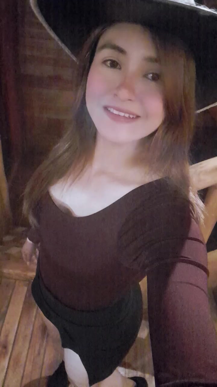 @Luna