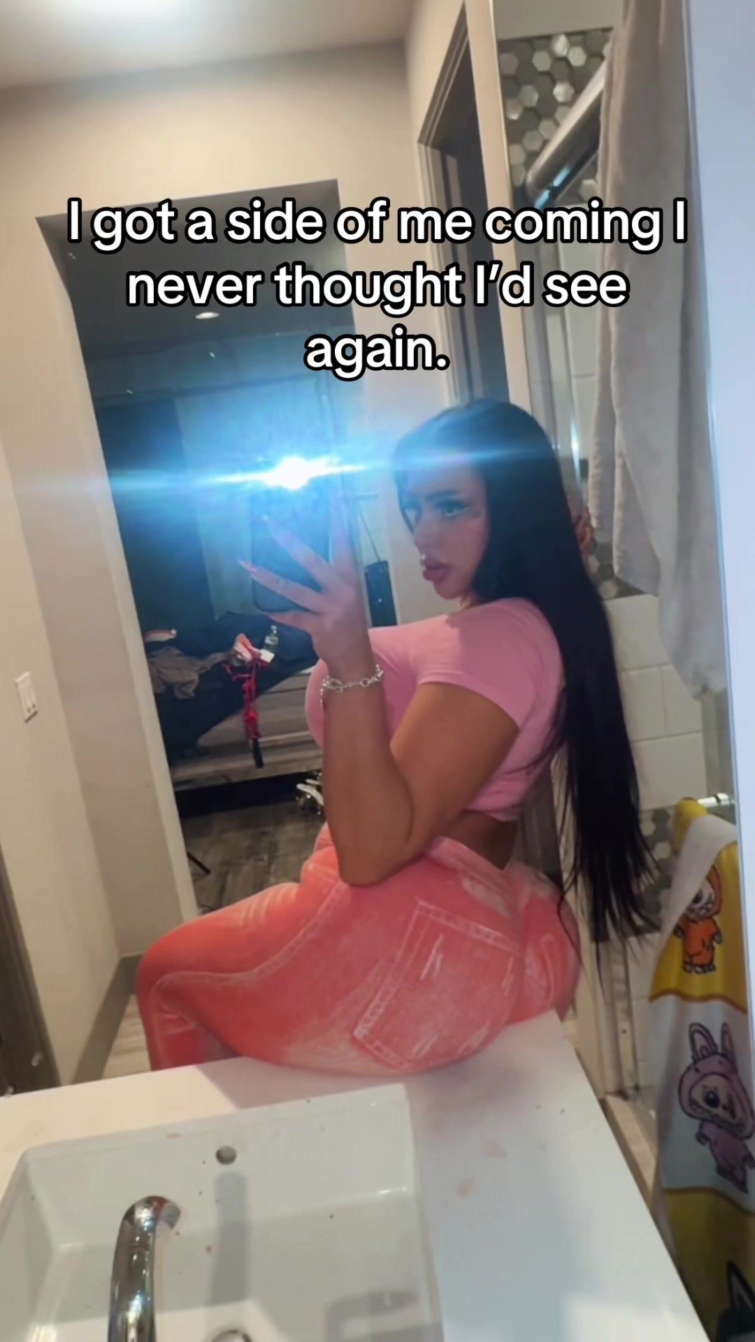 @zoeyfoxxofficial