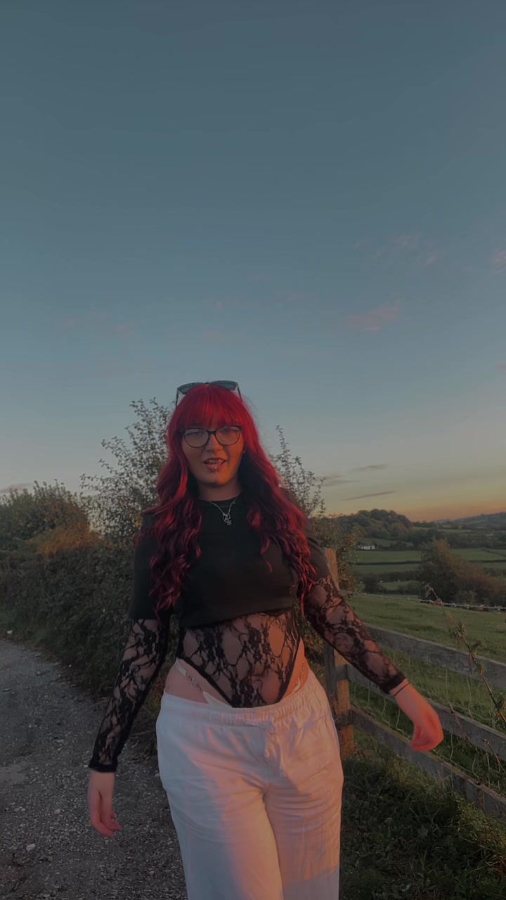 @sparkleemo