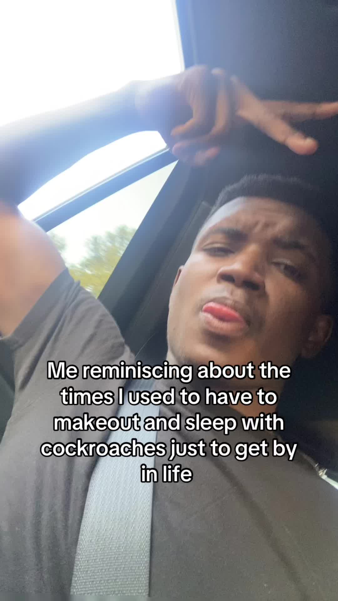 @￶