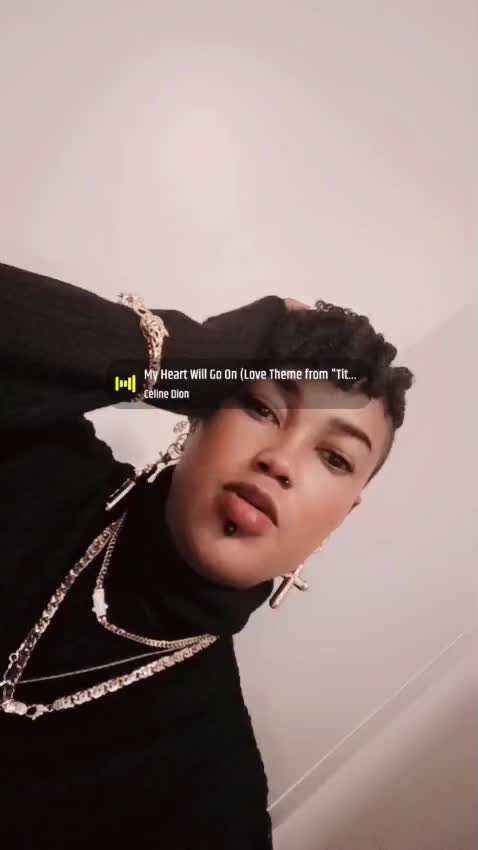 @Chantal bola