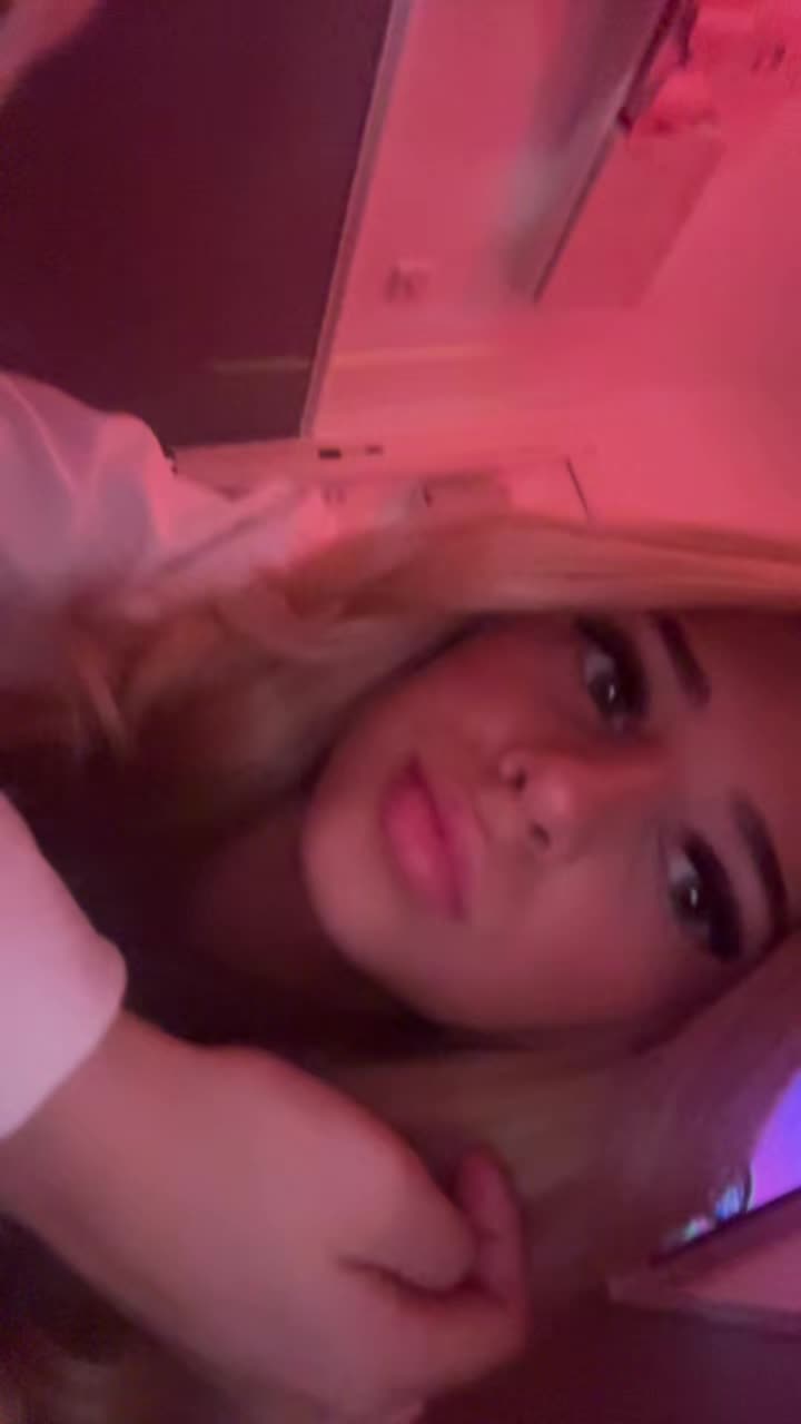 @𝐨𝐥𝐢𝐯𝐢𝐚-𝐞𝐬𝐦𝐞-🩷