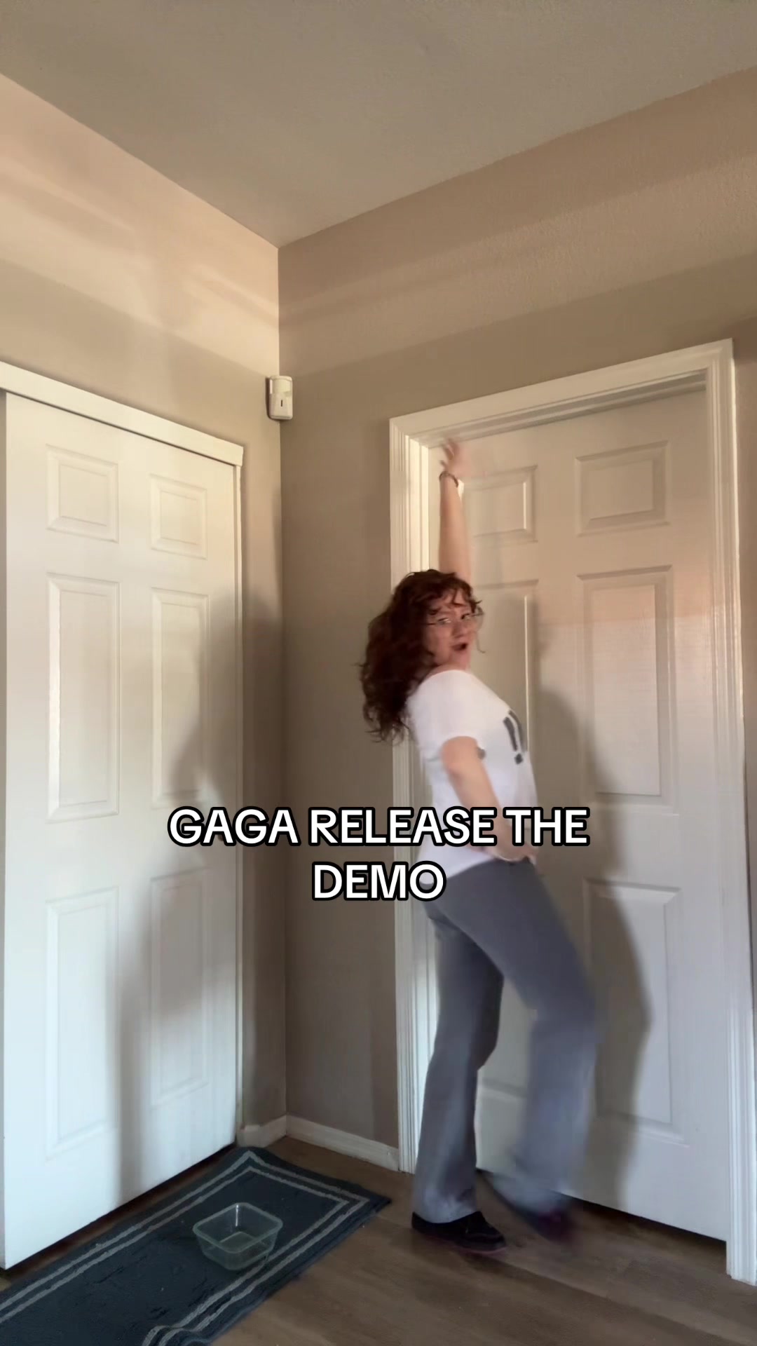 @bella
