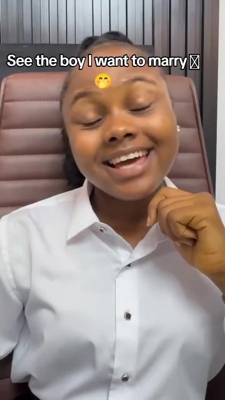 @Adakirikiri