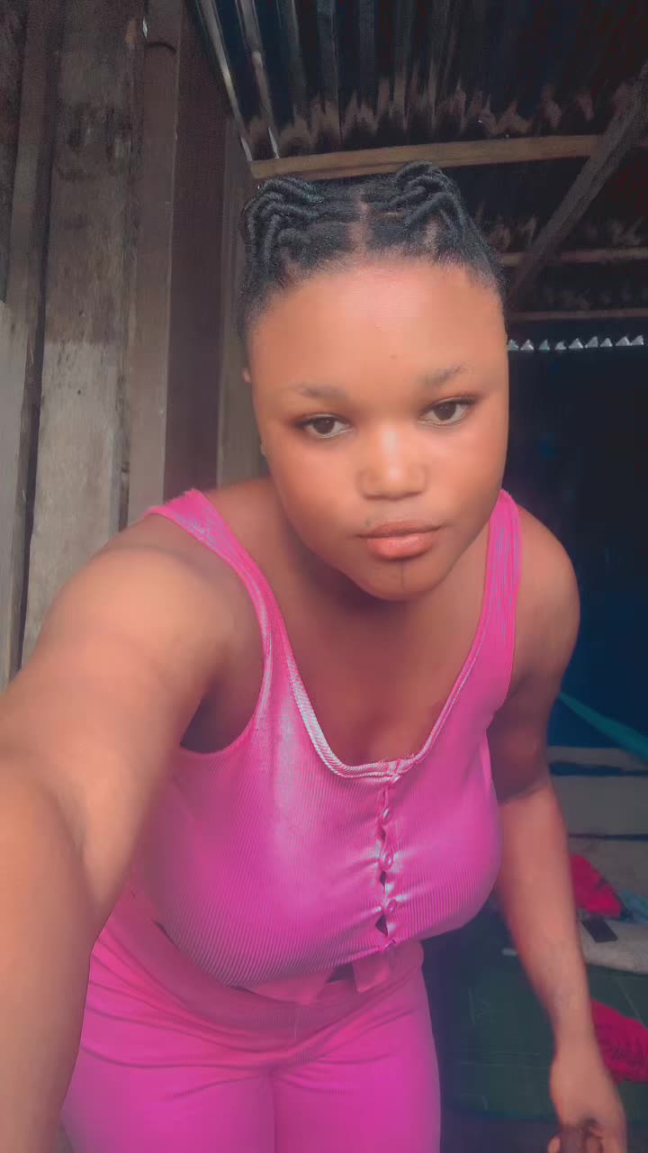@Anikeade💕💕🥹