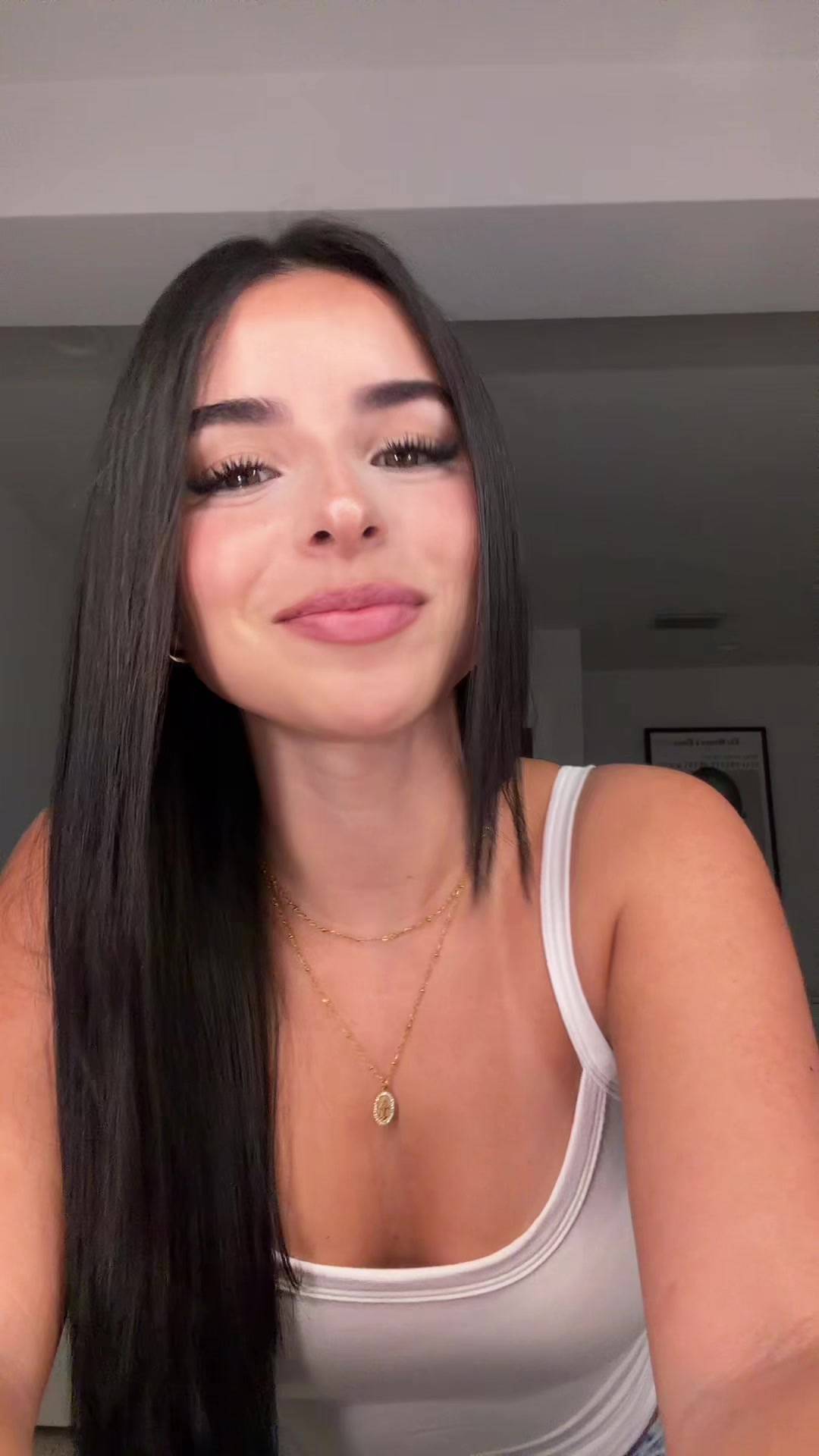 @vickyguez