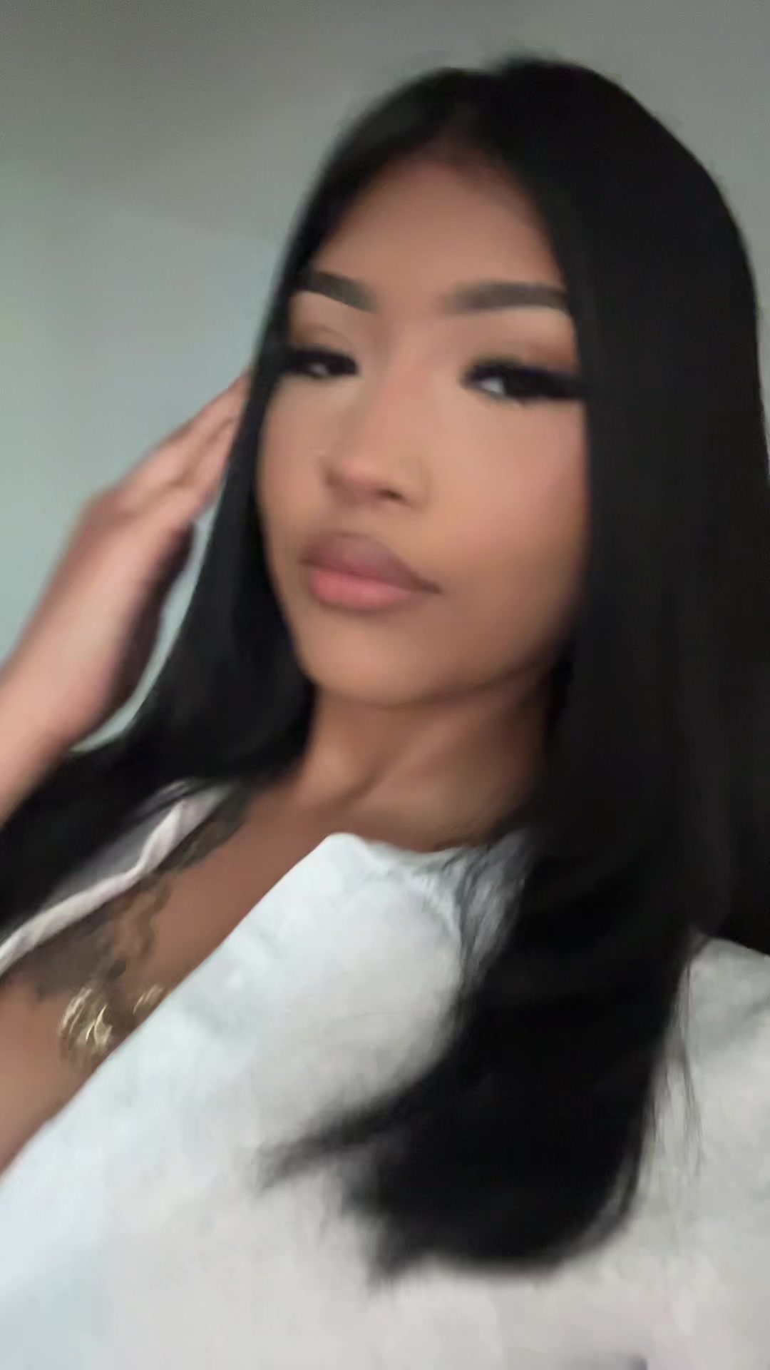 @y