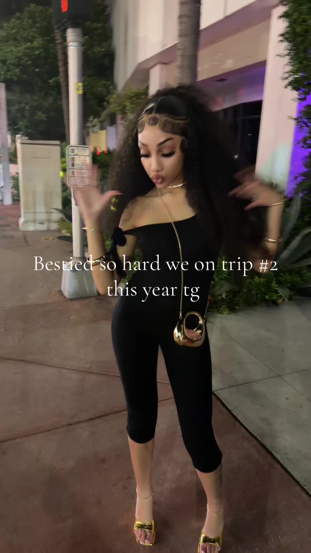 @♈️