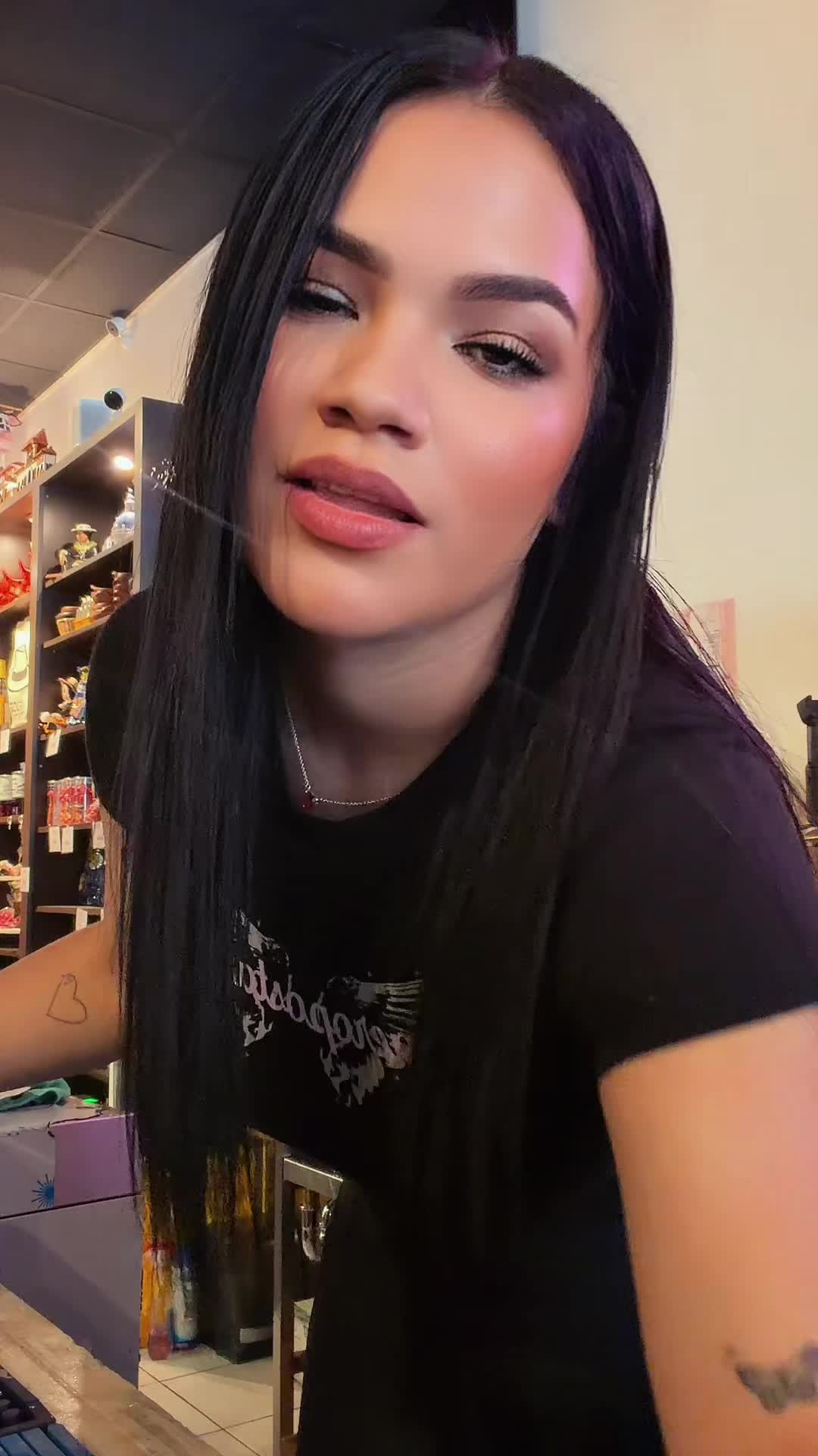 @🌹~QUEEN_REIMI👑✨