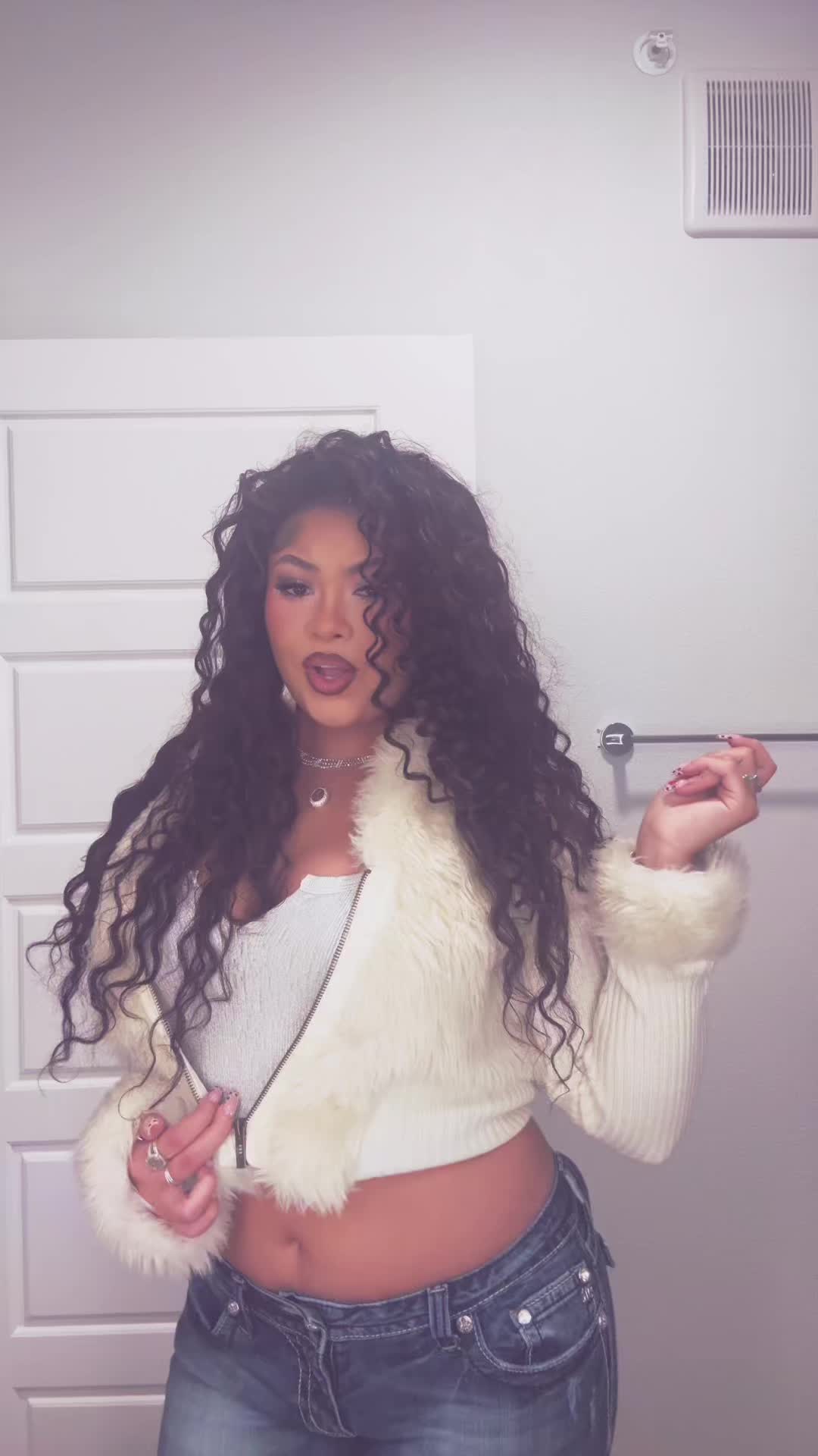 @meraibroussard