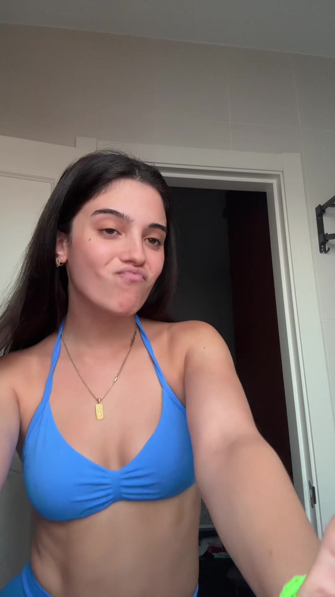 @Sandraacabello