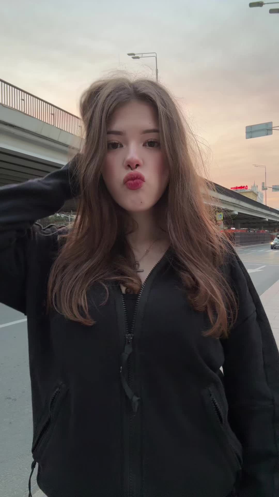 @aluvvwqq