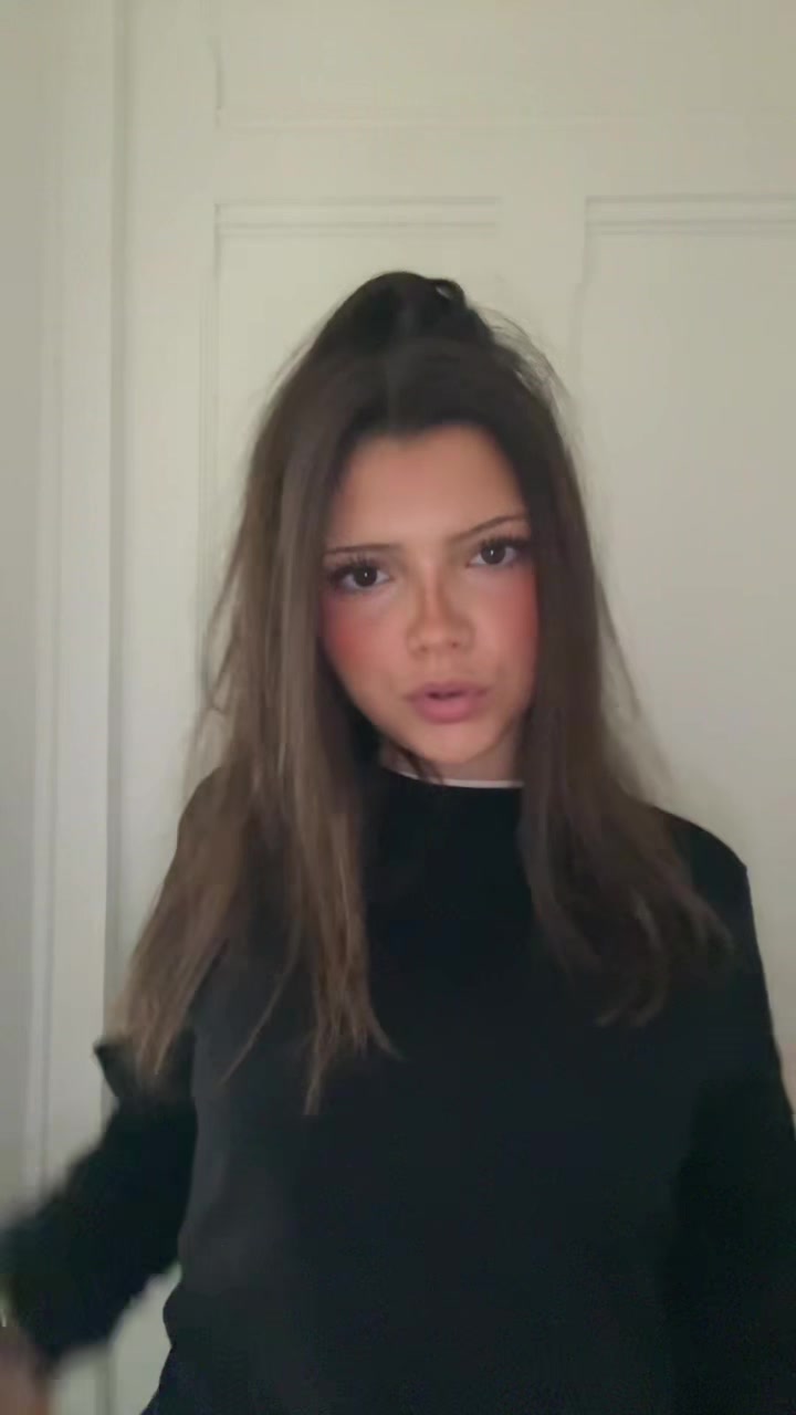 @adeleeee