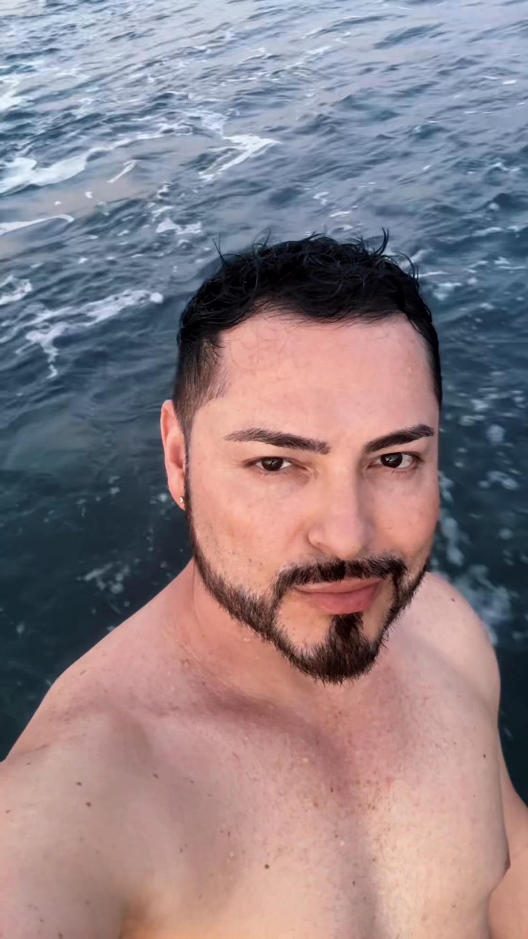 @FredyOmar24