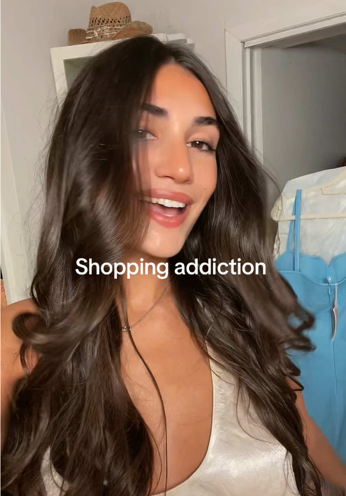 @carmenatealexa