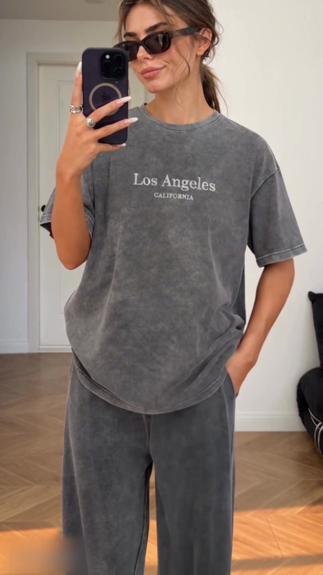 @Chloe