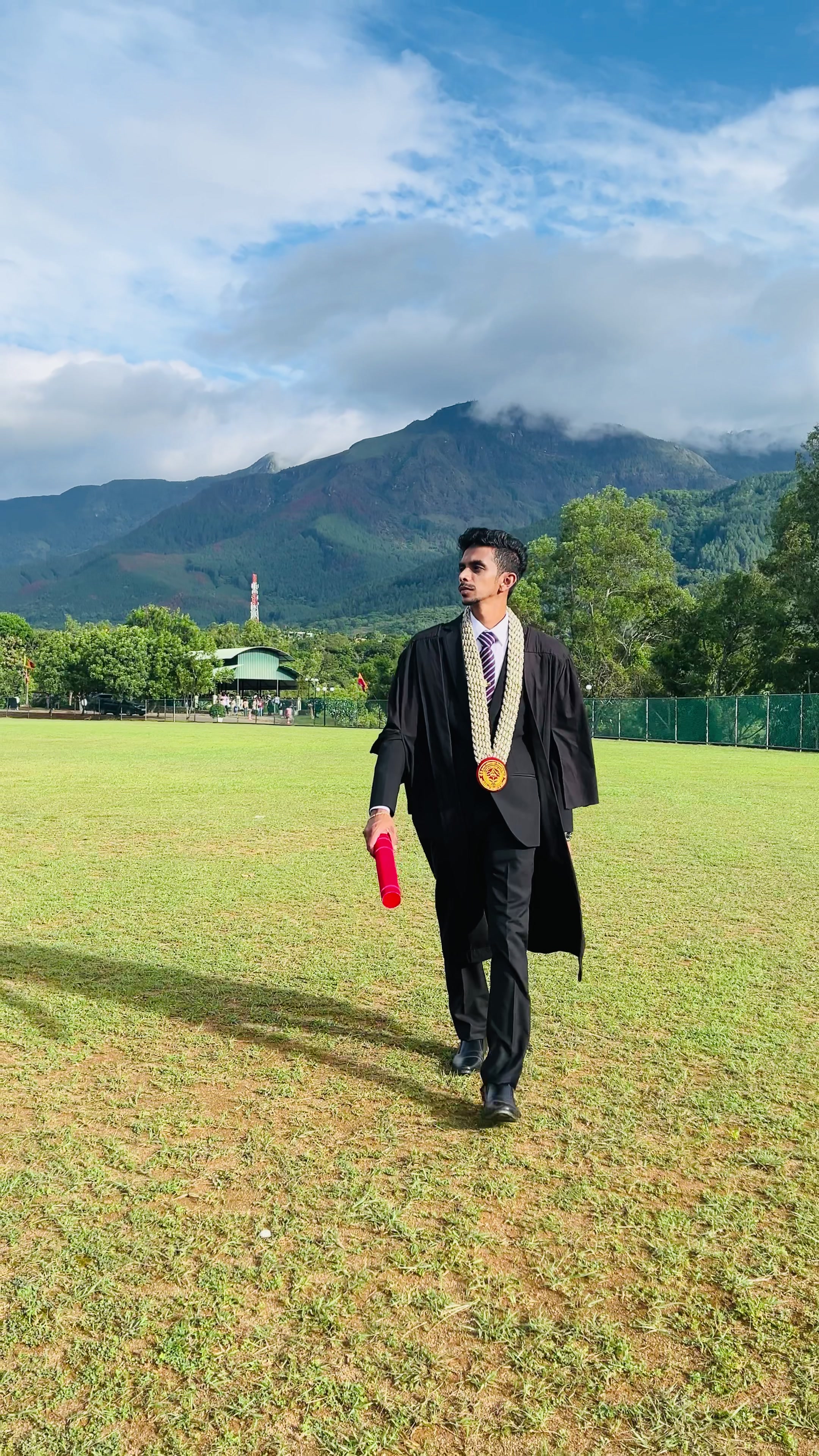 @🖤🤍 කළණි වීරරත්න 👩🏻&zwj;🎓&hearts;️
