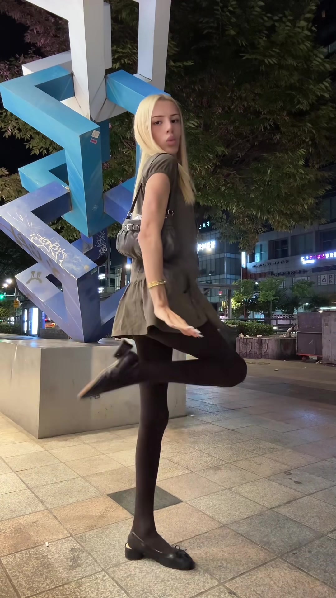 @Mzrou🥢