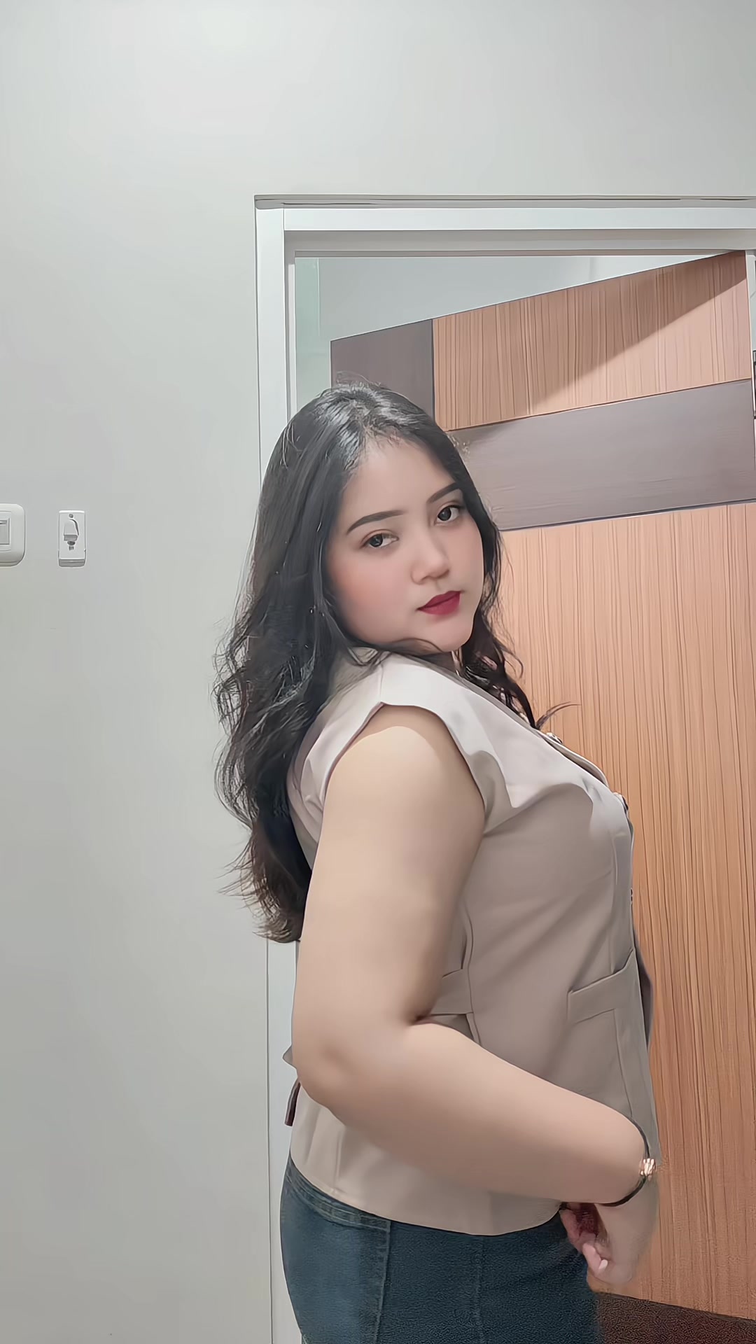 @Vinaavz_