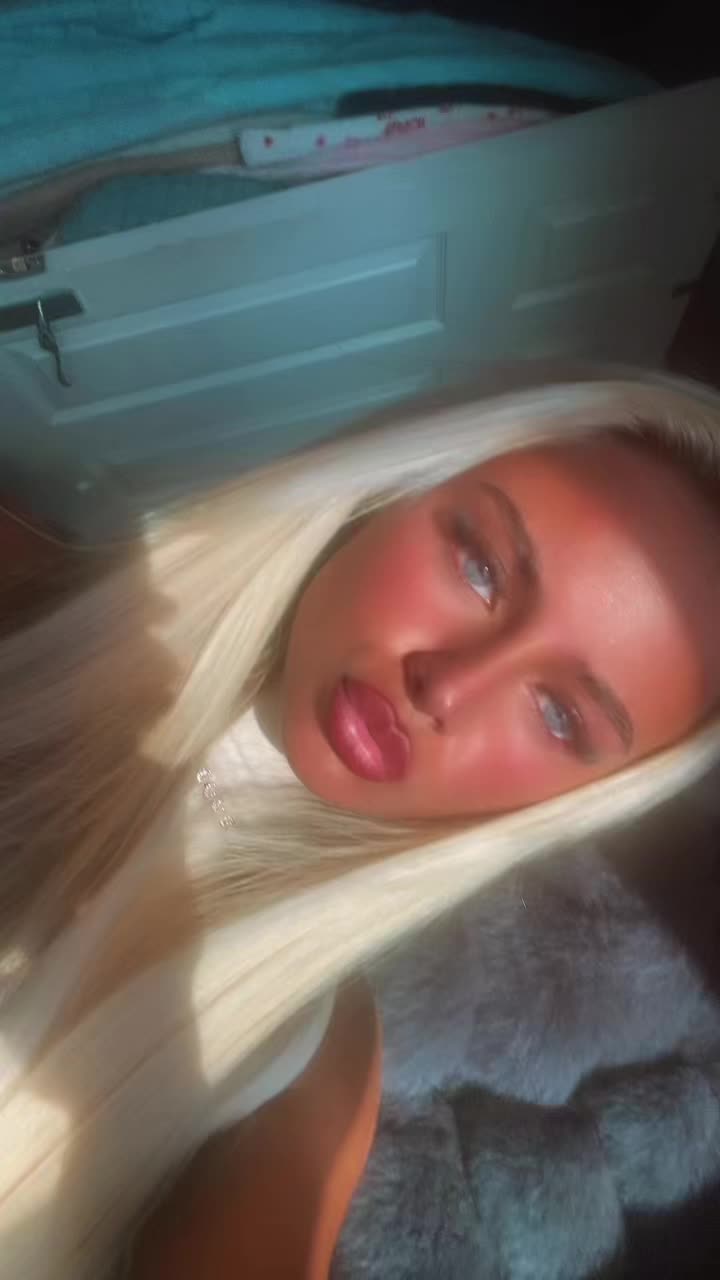 @_skyeyoung