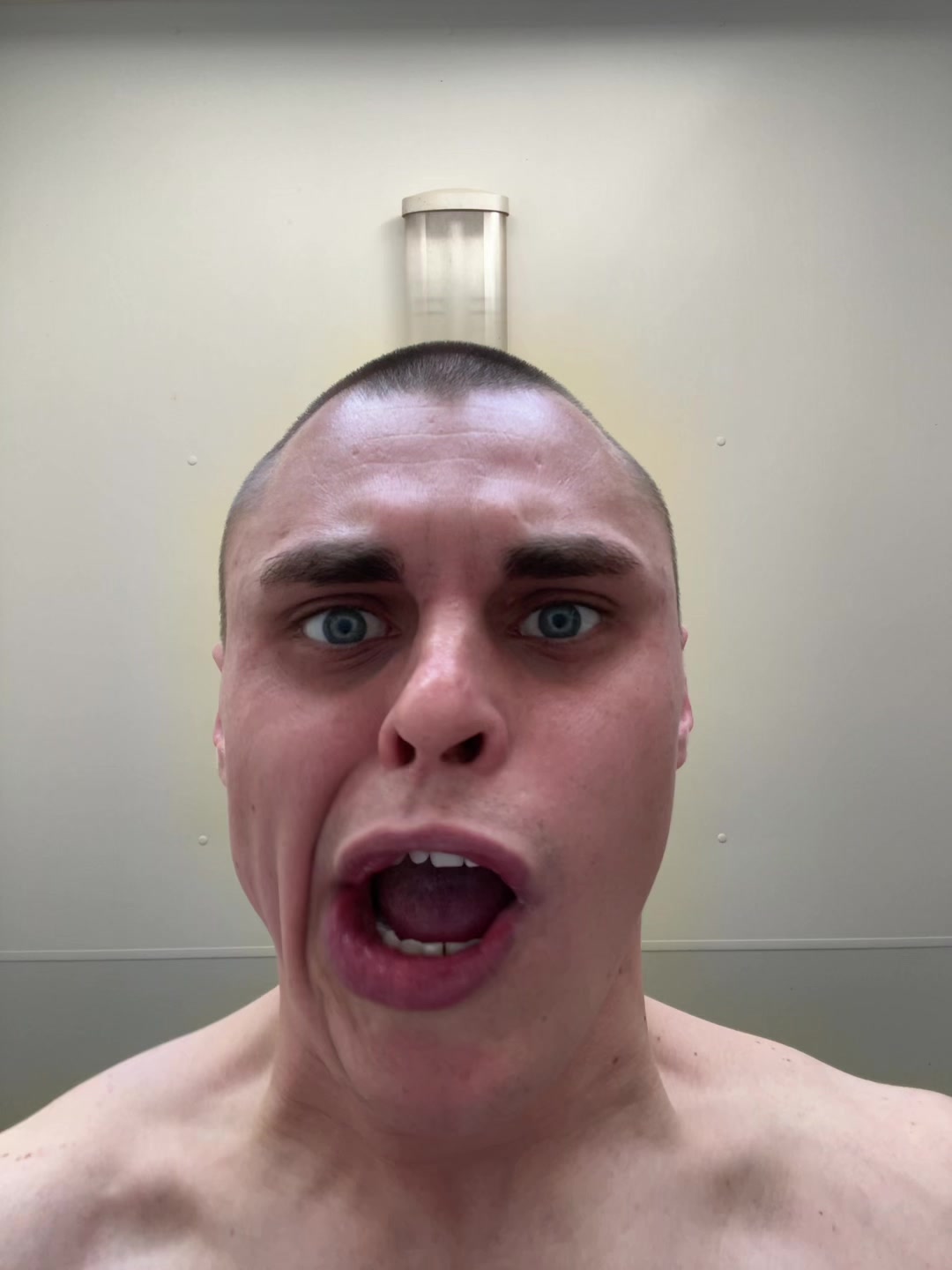 @Андрюха
