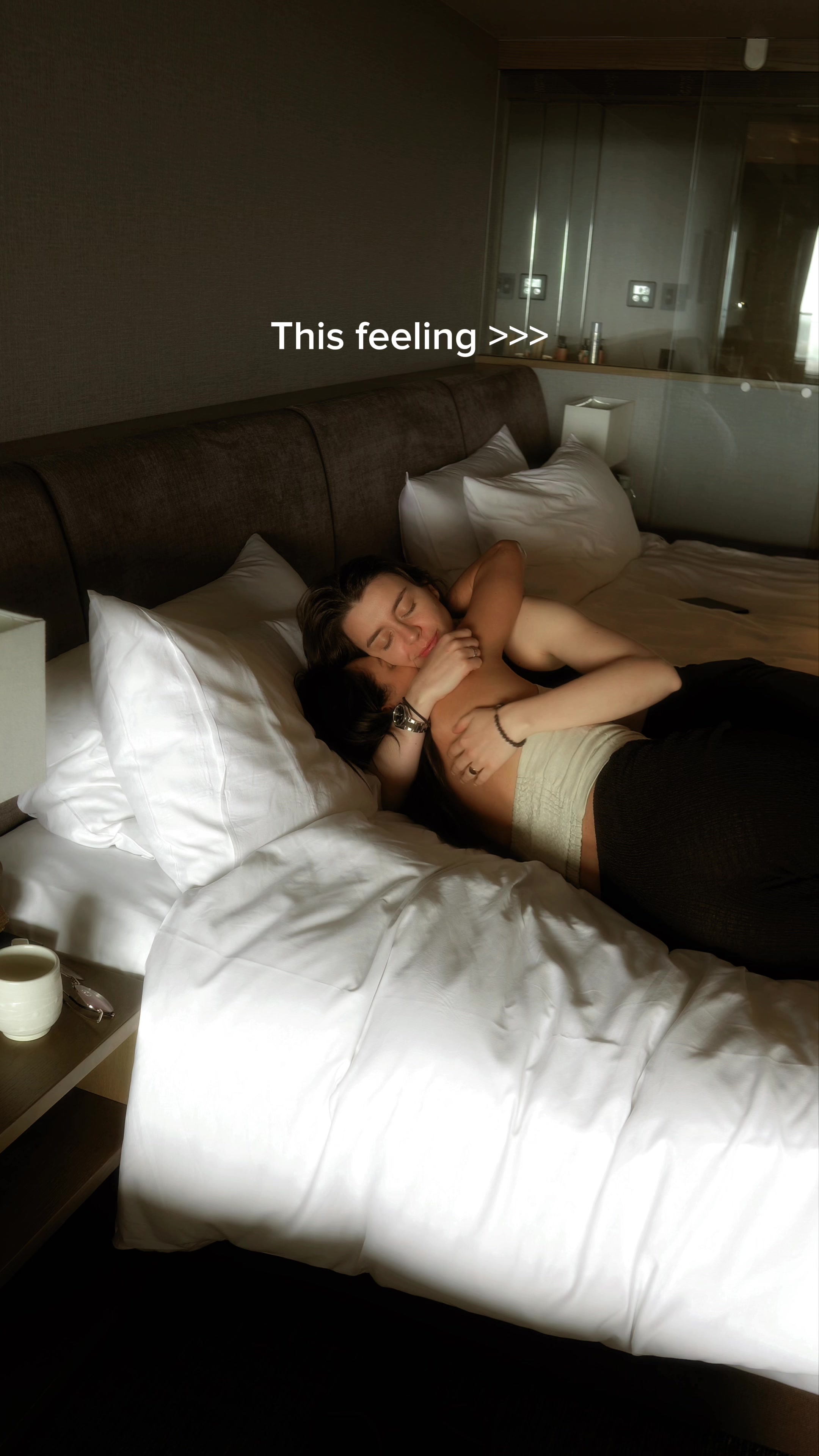 @Alexa_and_Maria_