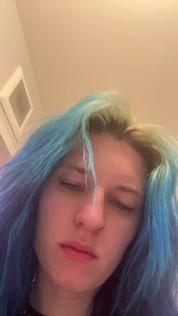 @Lauren Elizabeth Hill 🌈