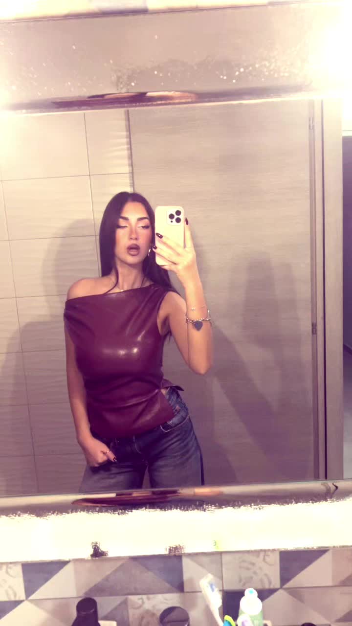@adc🪭