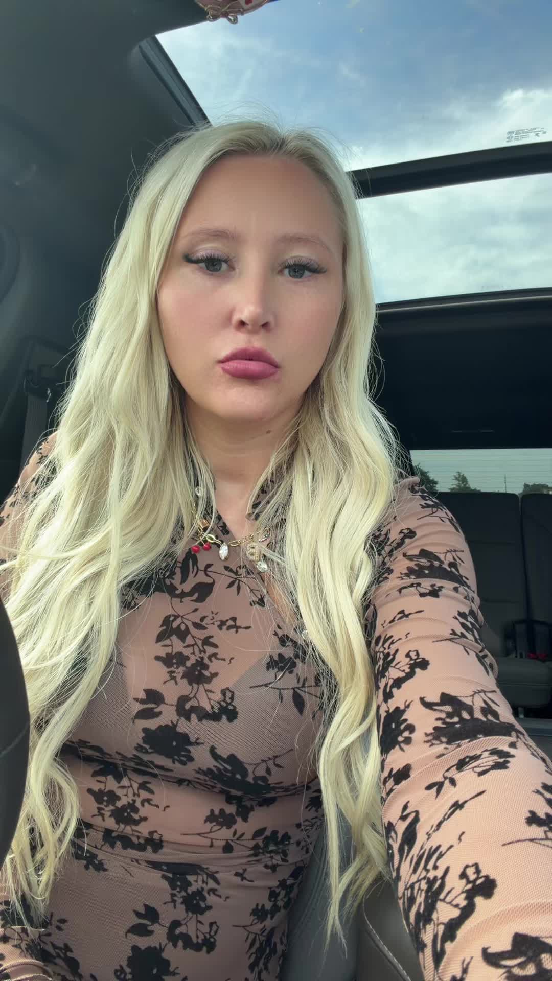 @Christian Nicole 💋