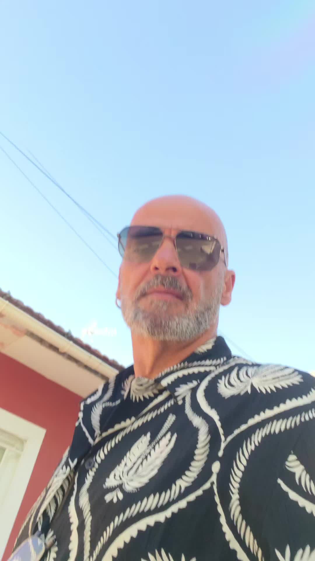 @manumota