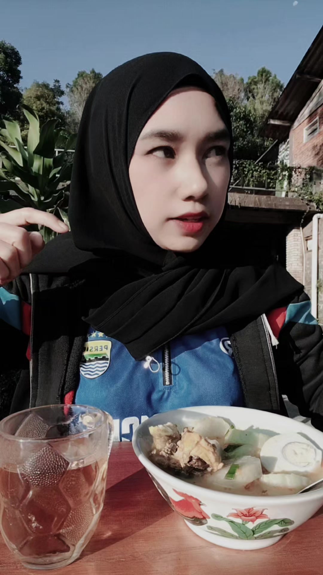 @ⁿ ʰ ⁱ ᵃ
