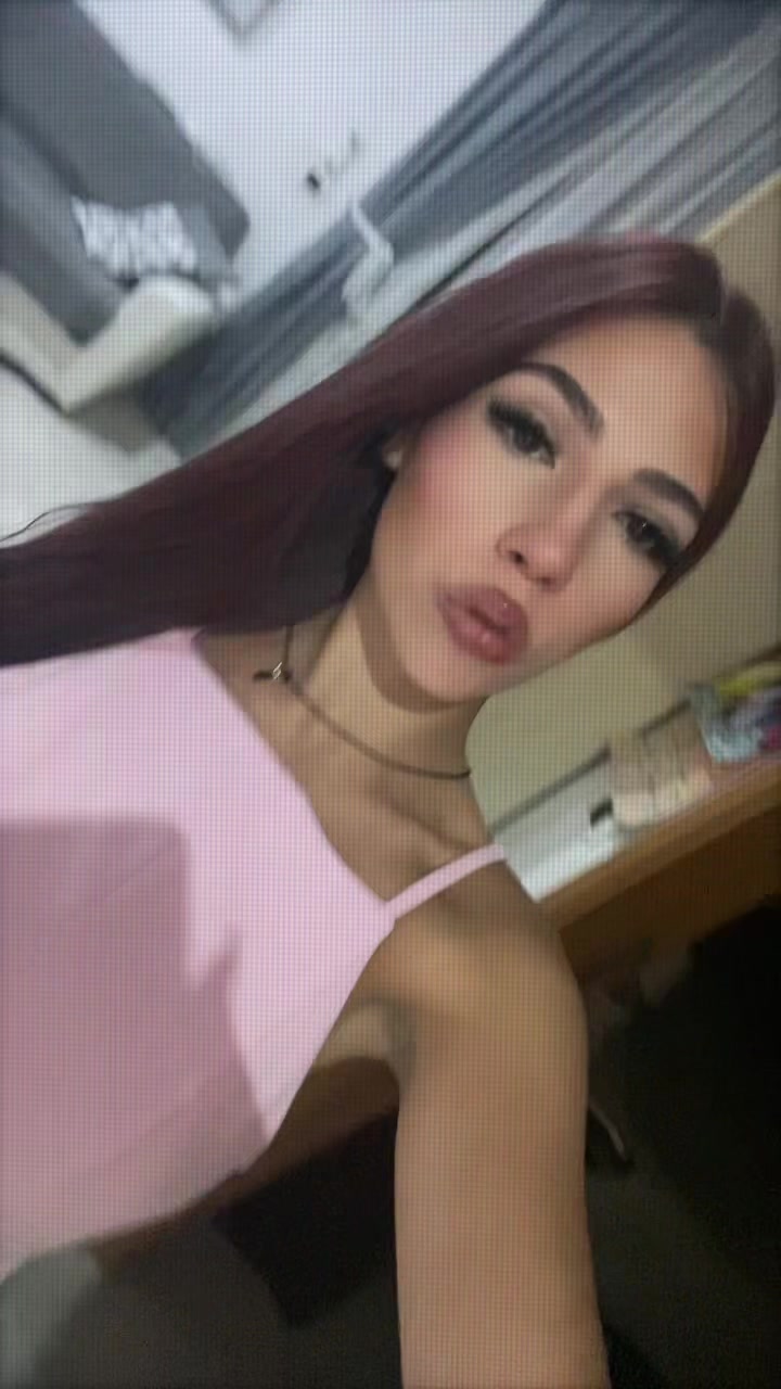 @a red🥰🍒🍒