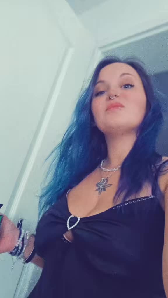 @🔥Tina die bodenlose😈🖤