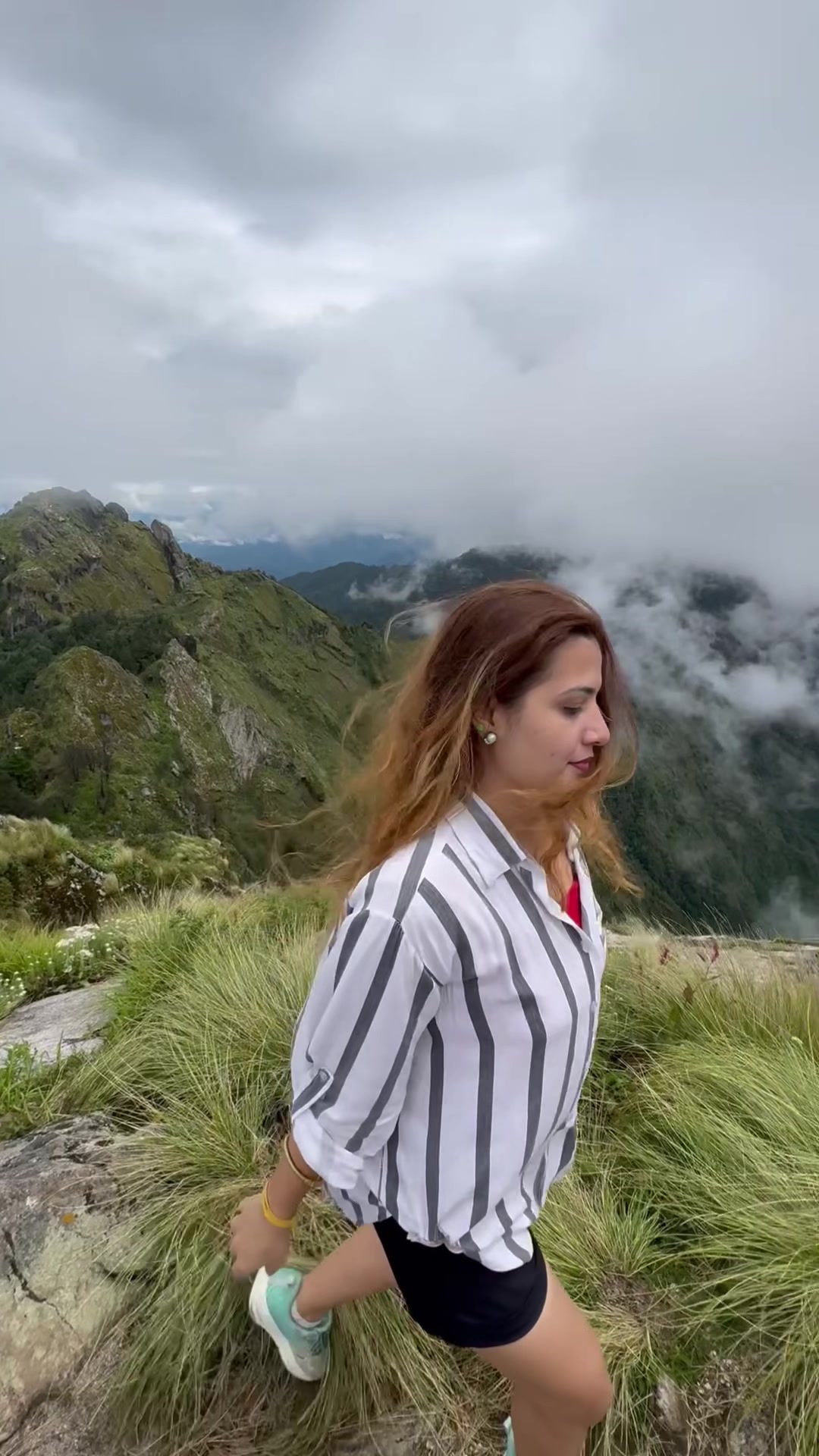 @deepti adhikari❤️
