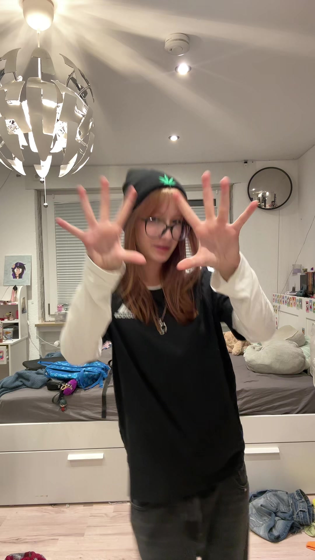 @Elina🦇