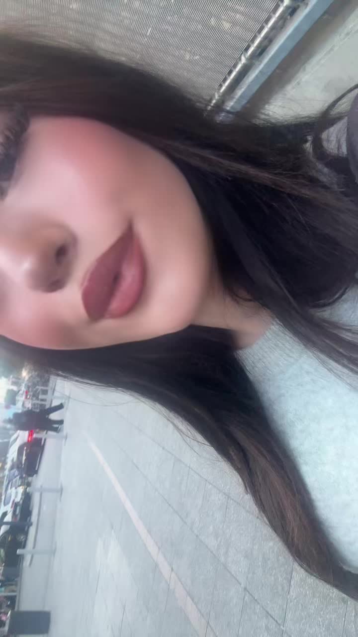 @Valentina ๐