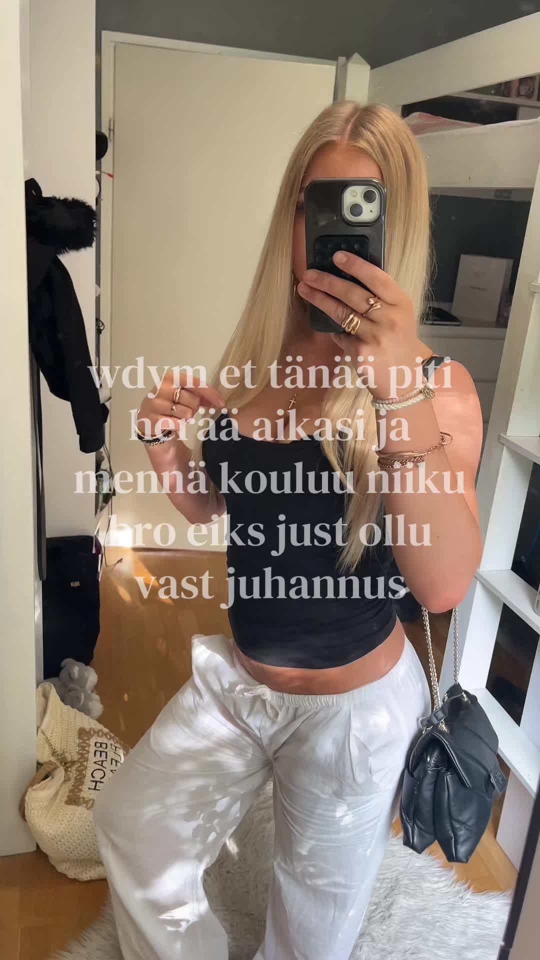 @𝔸𝕟𝕟𝕒